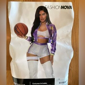 New Lakers girl costume